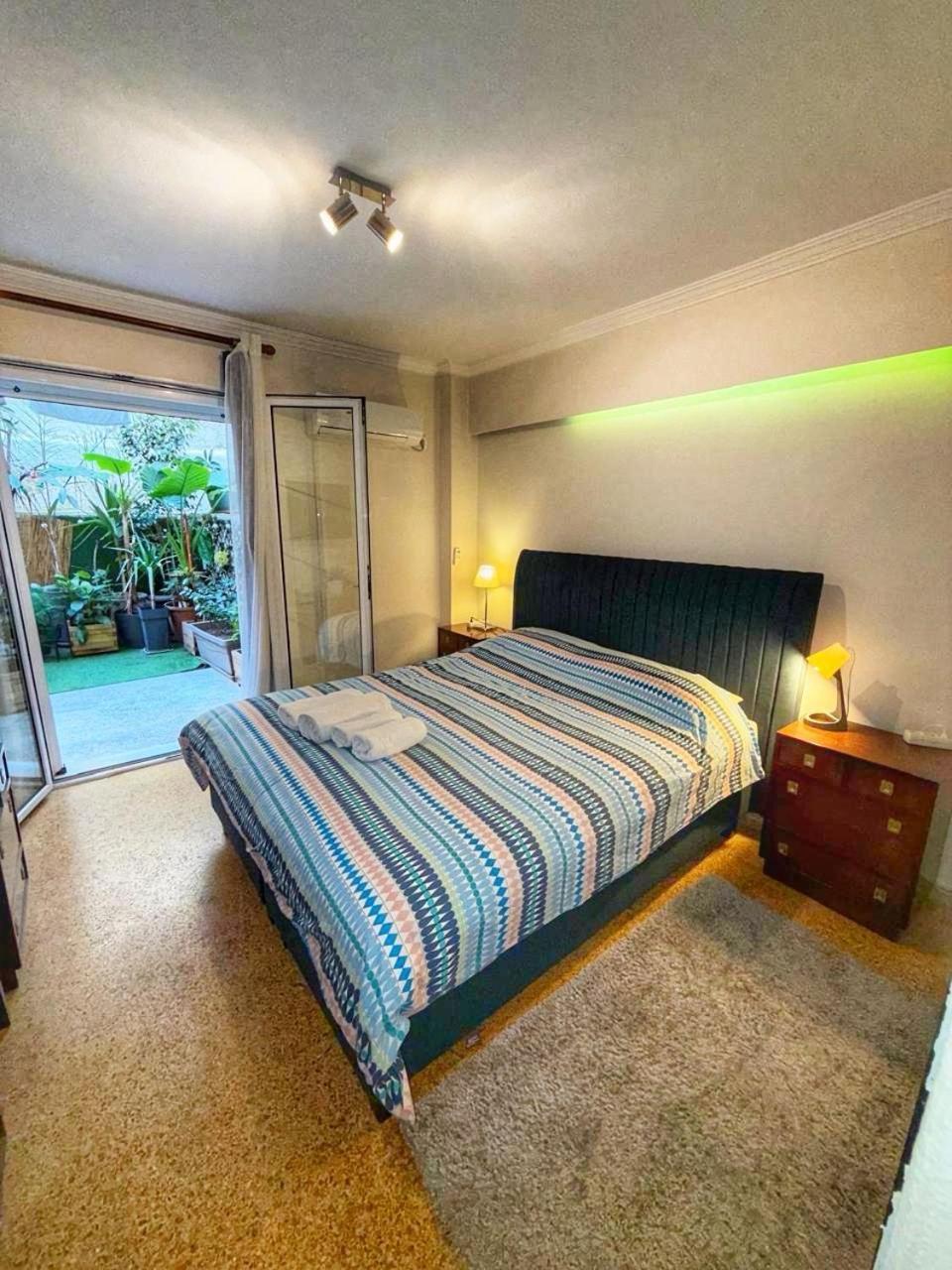 Modern Apartment In The Heart Of Athens Near Acropolis Ngoại thất bức ảnh