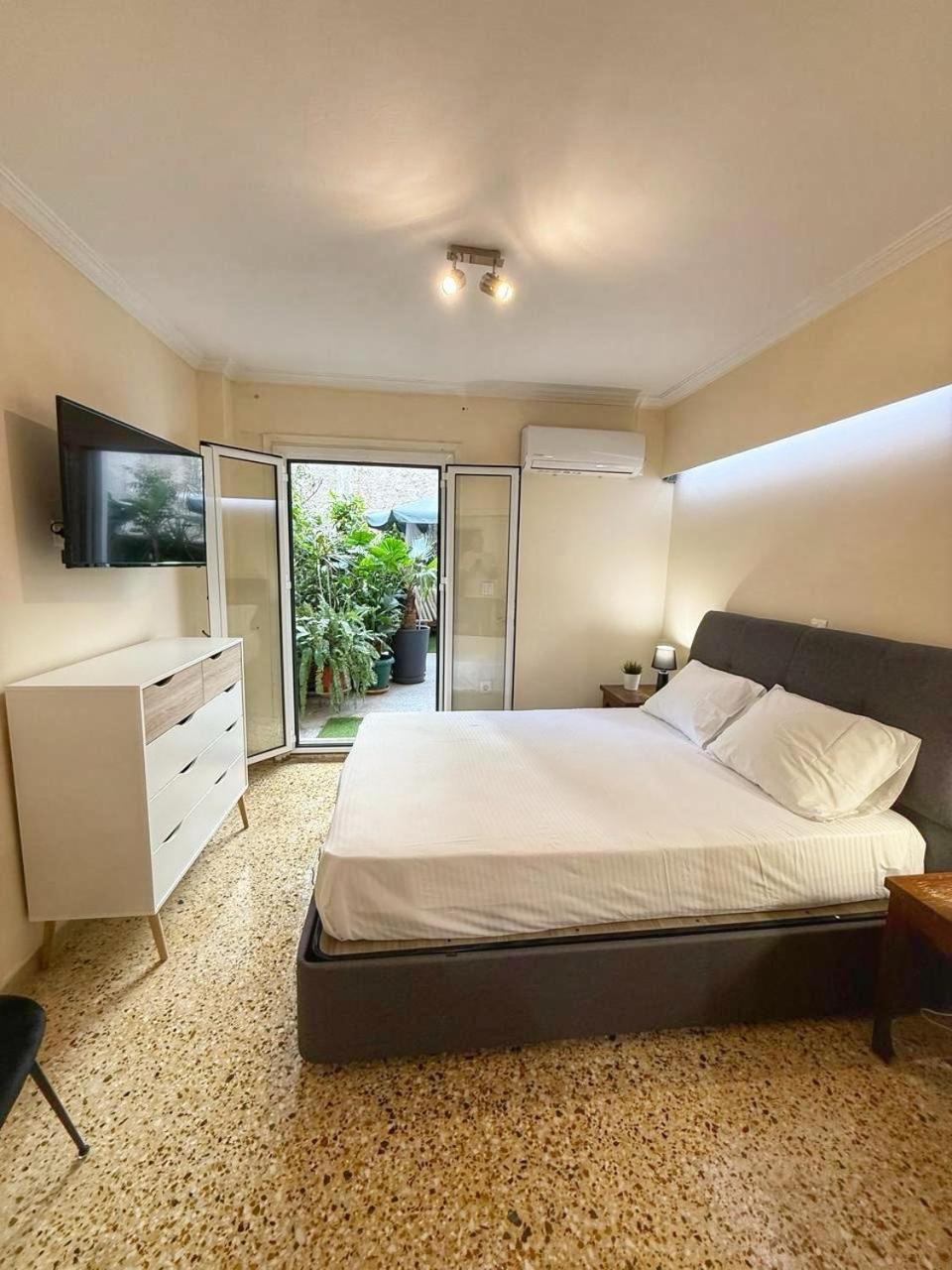 Modern Apartment In The Heart Of Athens Near Acropolis Ngoại thất bức ảnh